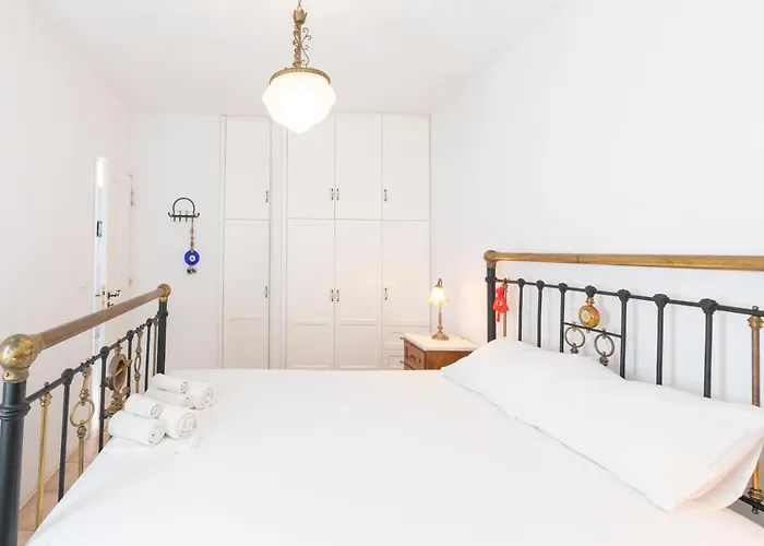 Paros Seafront Casa Alena Apartmán *